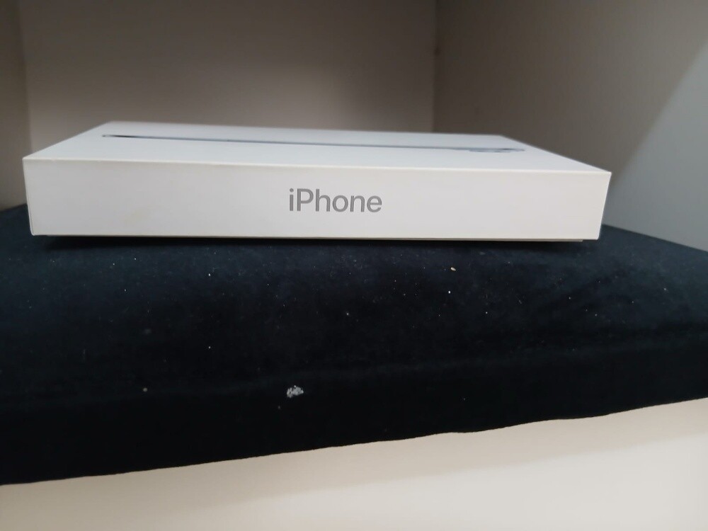 iPhone Air 256gb 100% battery - 3