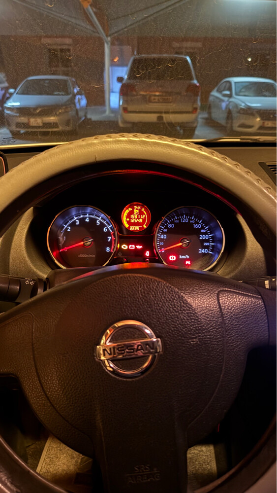nissan qashqai 2009 - 6
