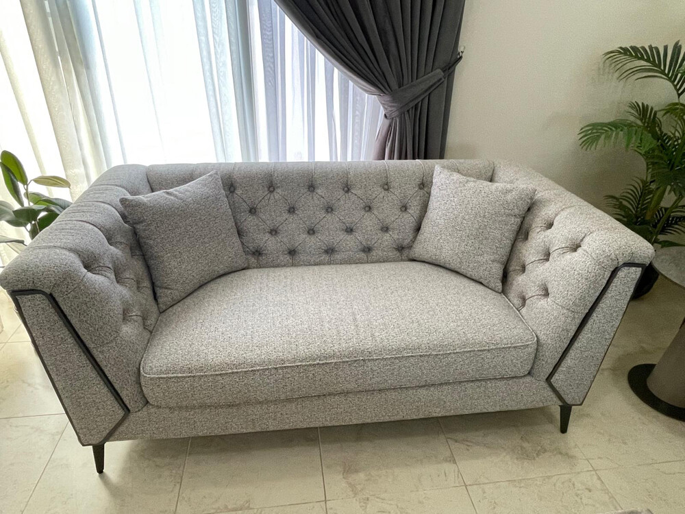 للبيع كنب وطاولات وسجاد وستارة - 6