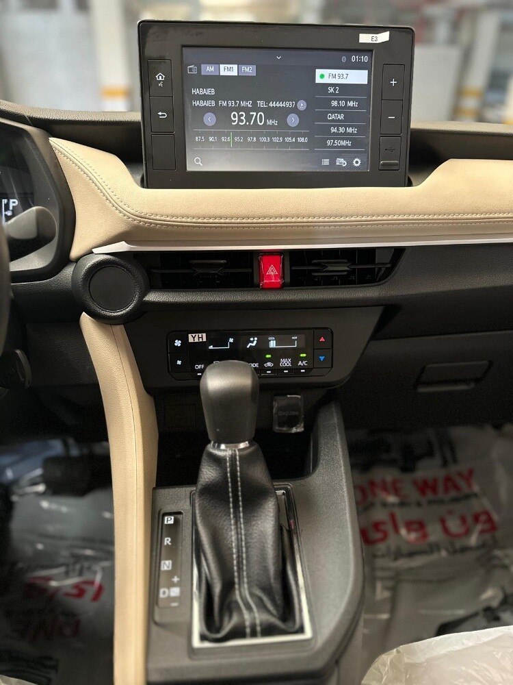 Toyota yaris - 8