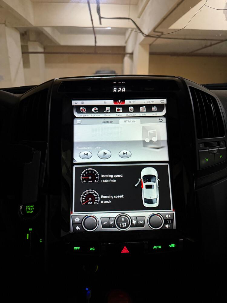 Tesla-style screen for Land Cruiser - 2