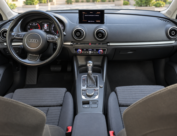 2015 Audi A3 Sedan 1.4 TFSI Low M - 4