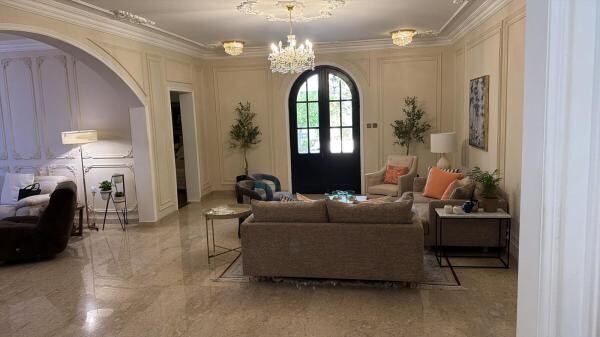 Luxury Villa Excellent Investment - 5