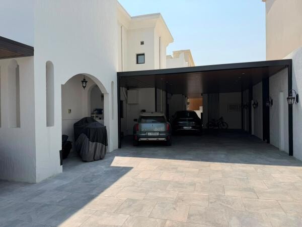 Luxury Villa Excellent Investment - 8