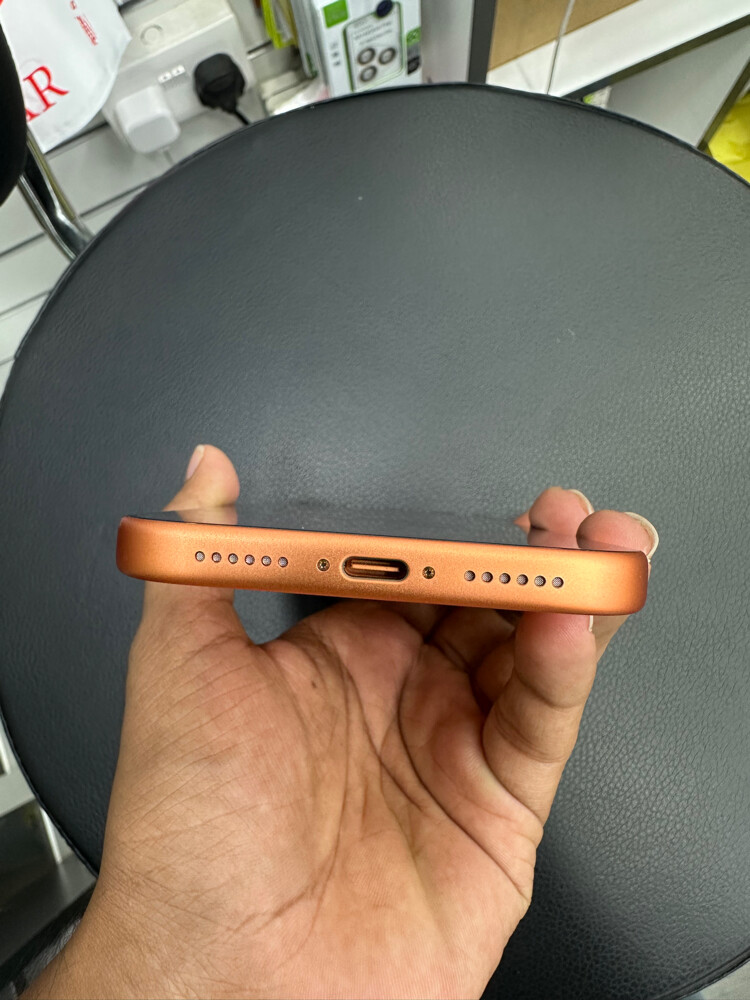 iPhone 17 pro max 1TB 7/8 cycle  - 5