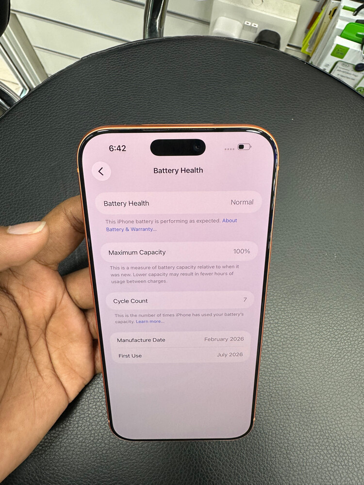 iPhone 17 pro max 1TB 7/8 cycle  - 8