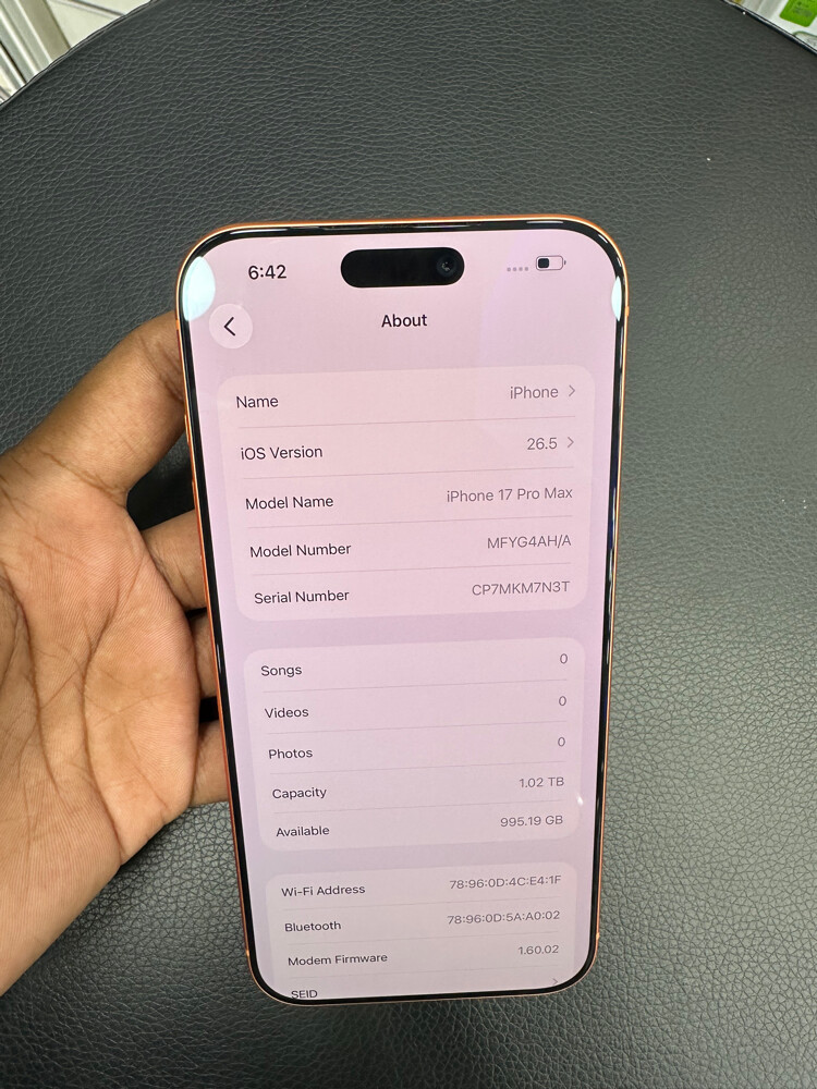 iPhone 17 pro max 1TB 7/8 cycle  - 6