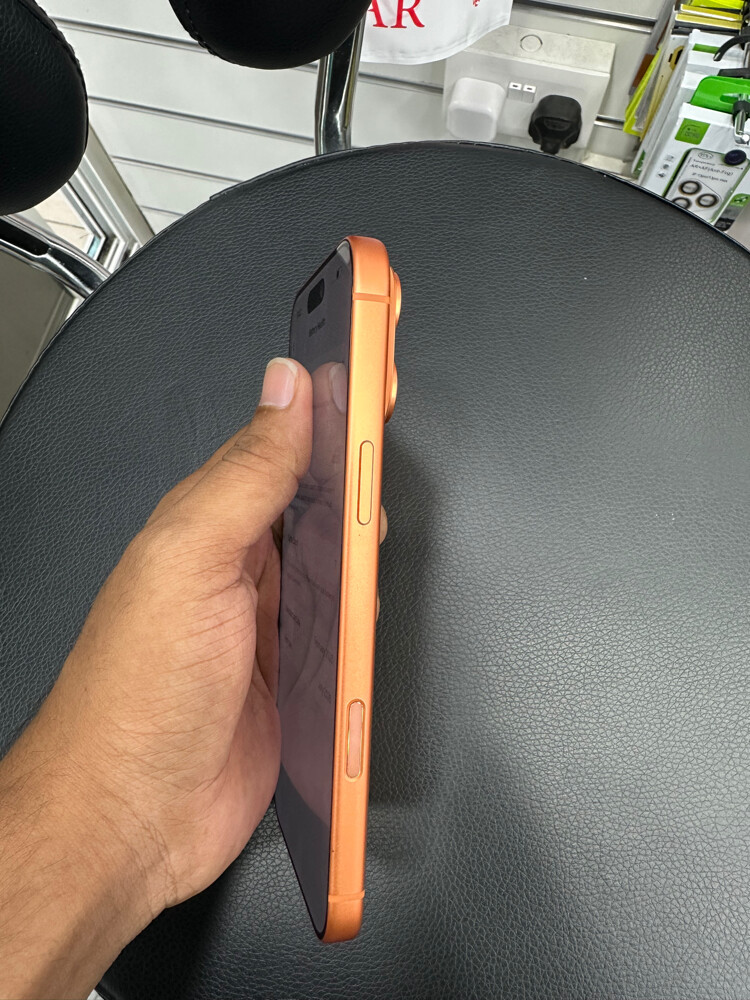 iPhone 17 pro max 1TB 7/8 cycle  - 7