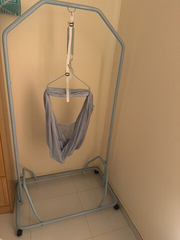 Baby swinging-type cradle  - 1