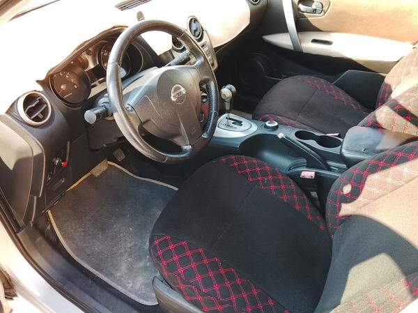 Qashqai 4x4 lady owned - 3