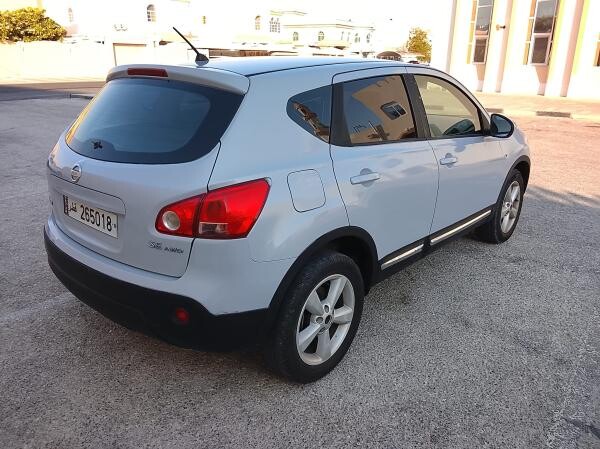 Qashqai 4x4 lady owned - 4