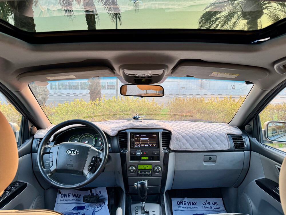 Kia Sorento Full Option - 2