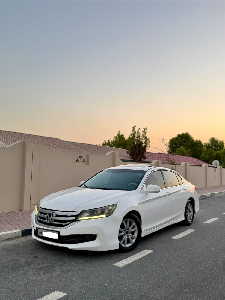 Honda Accord 2015 Full Option - 1