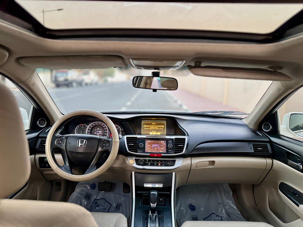 Honda Accord 2015 Full Option - 9