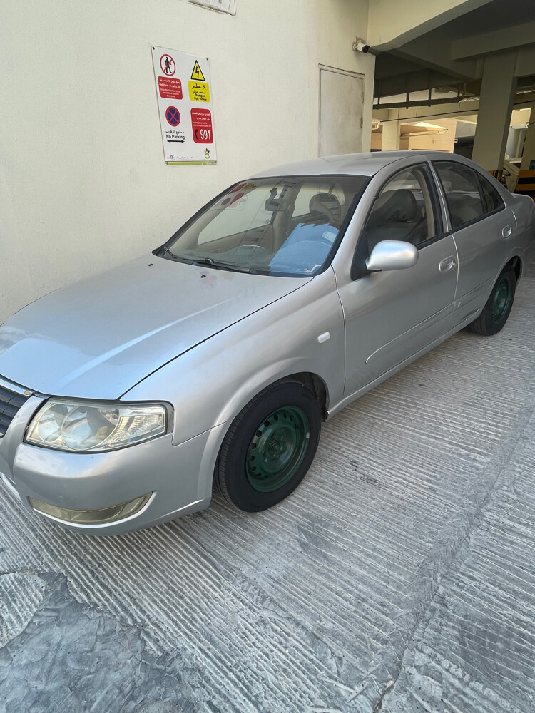 Nissan Sunny Korea 2012 - 4