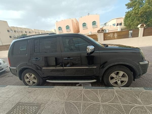 URGENT SELL HONDA PILOT LOW km - 4