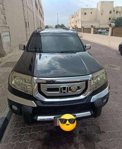 URGENT SELL HONDA PILOT LOW km - 1