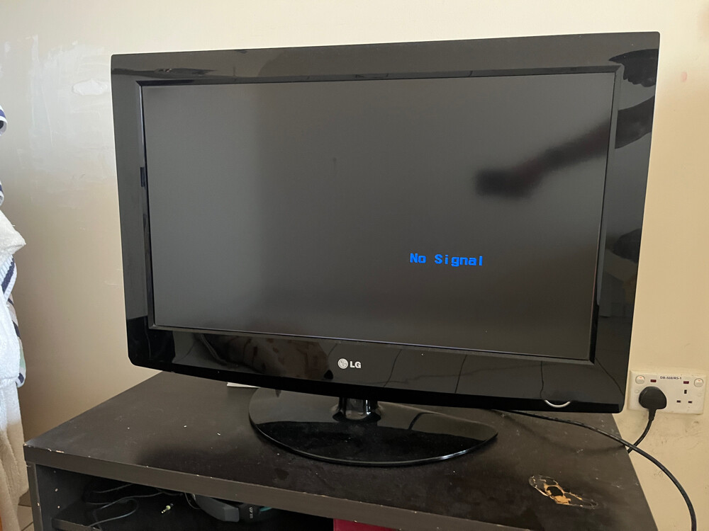 LG TV  - 2