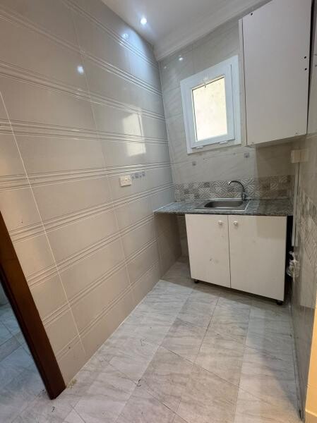 STUDIO for Rent - Al Duhail - 4