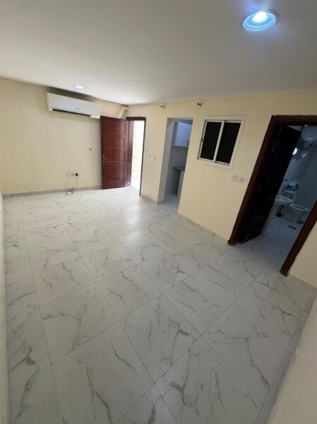 STUDIO for Rent - Al Duhail - 10
