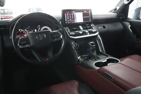 Toyota Lanc Cruiser GR 2023 - 8