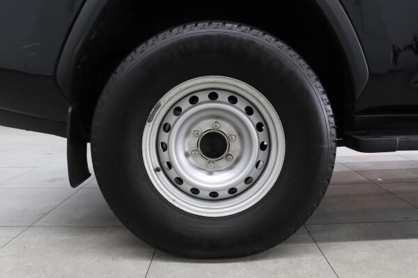 Toyota Lanc Cruiser GR 2023 - 6