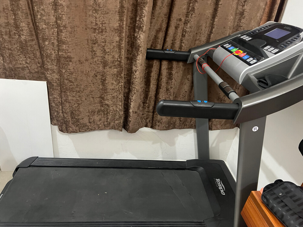 T11 tempo fitness treadmill  - 3