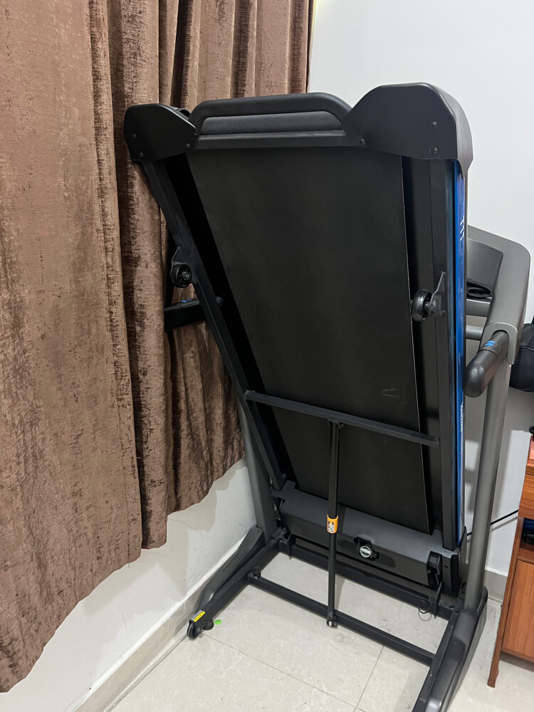 T11 tempo fitness treadmill  - 2