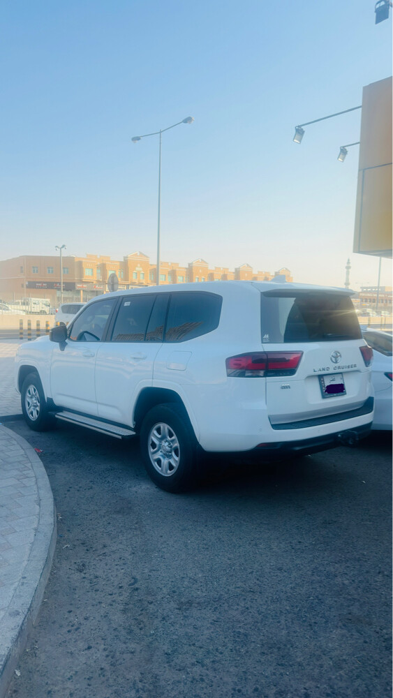 Toyota Land cruiser 2026 model used - 2