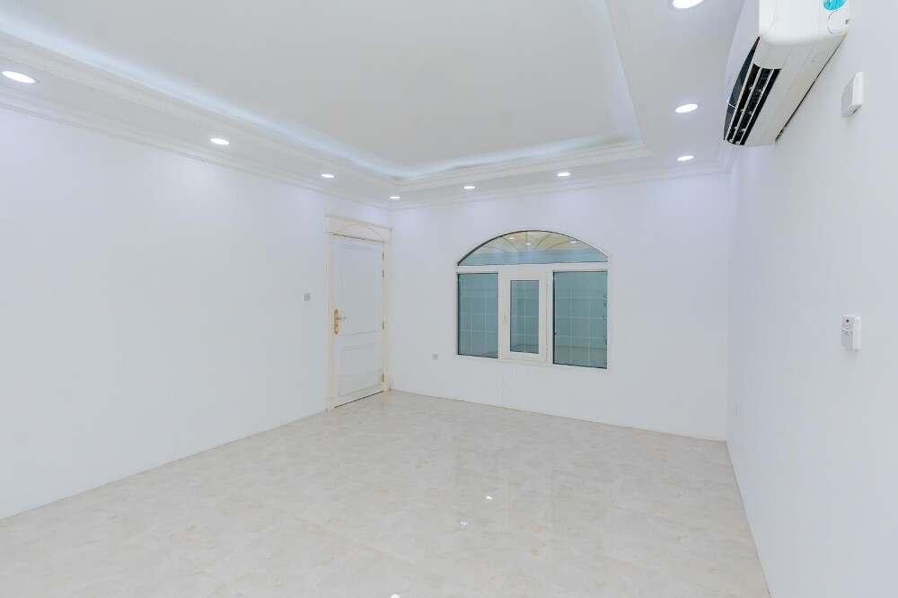 Villa for rent in Al Khor, - 22