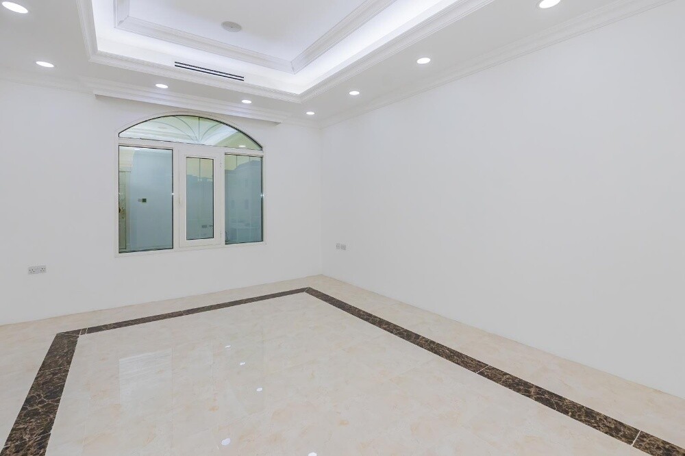 Villa for rent in Al Khor, - 13