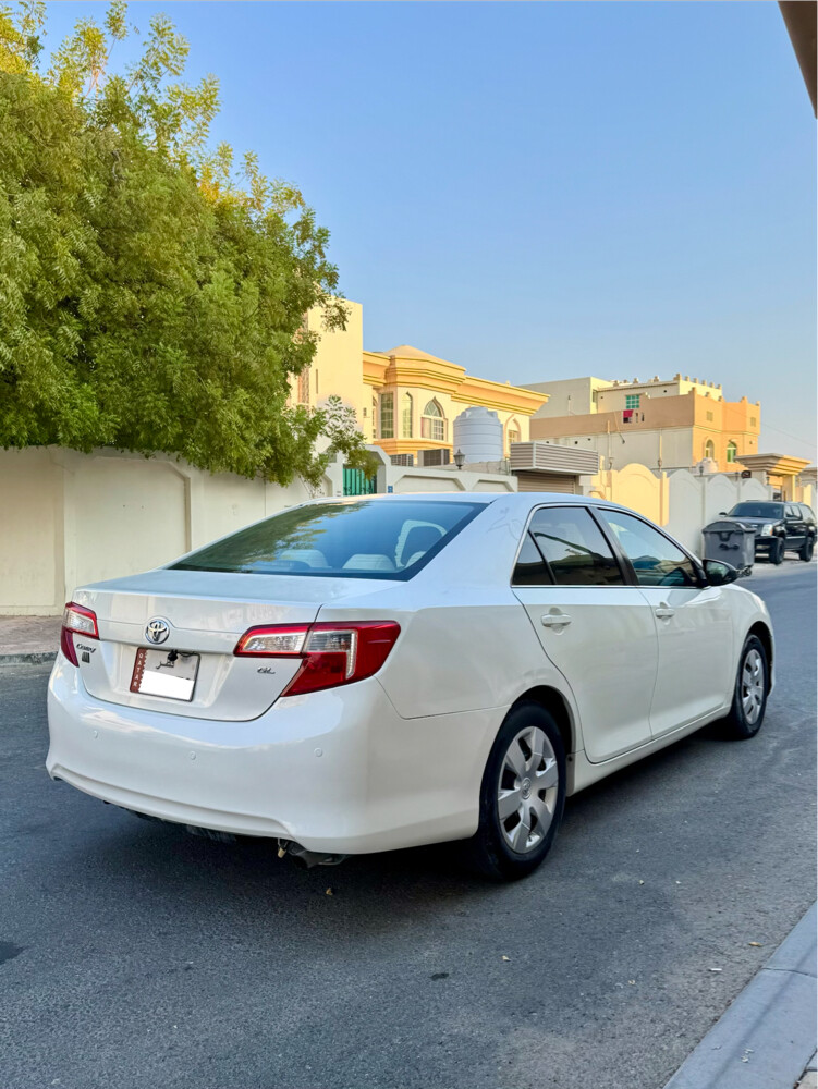 Toyota Camry 2015 - 6