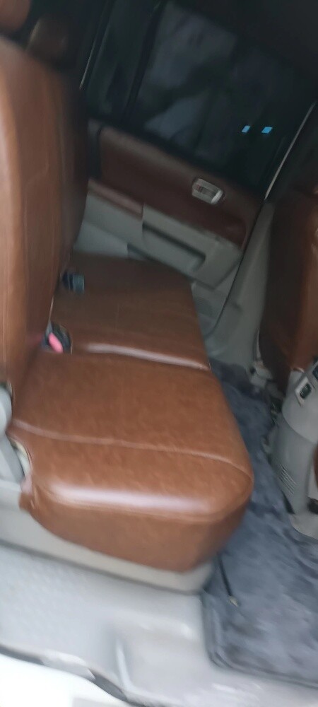 Honda pilot 2011 urgent sale - 13