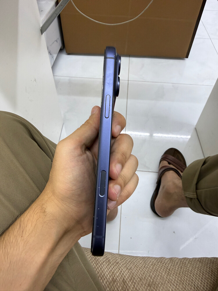 iPhone 17 Pro Max Deep Blue 256gb - 3