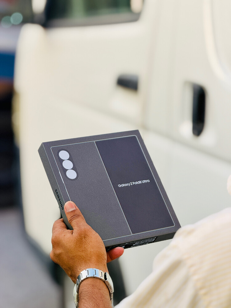 Samsung Galaxy Z Fold 8 Ultra  - 1