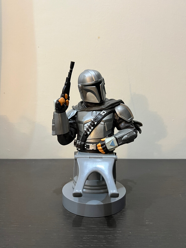 The Mandalorian Controller & Phone - 1