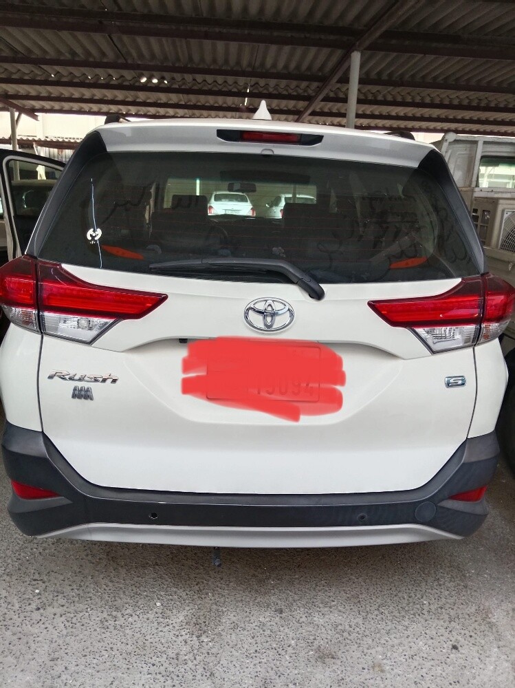 toyota rush - 1