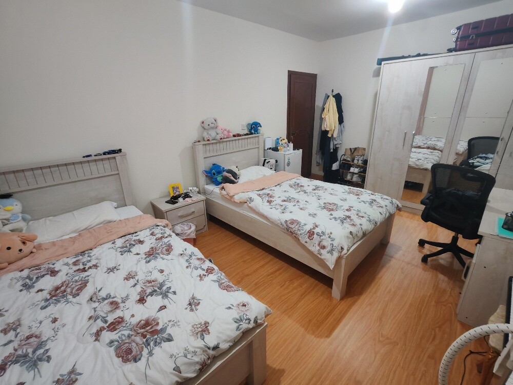 Bedroom set - 1