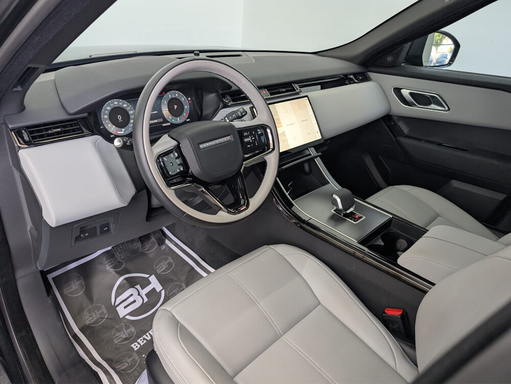 2026 Land Rover Range Rover Velar - 8