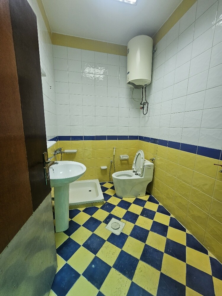 Single-story villa for rent in Ain - 15