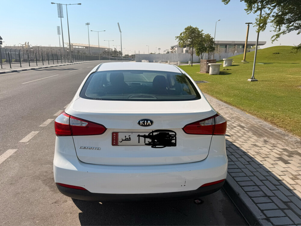سيراتو بحالة ممتازة، جيدة الصيانة، وتمت صيانتها بانتظام في مركز خدمة كيا - 4
