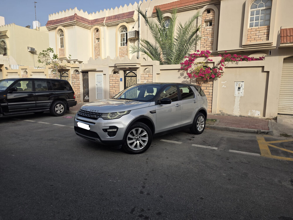 Land Rover Discovery Sport HSEsi4 - 1