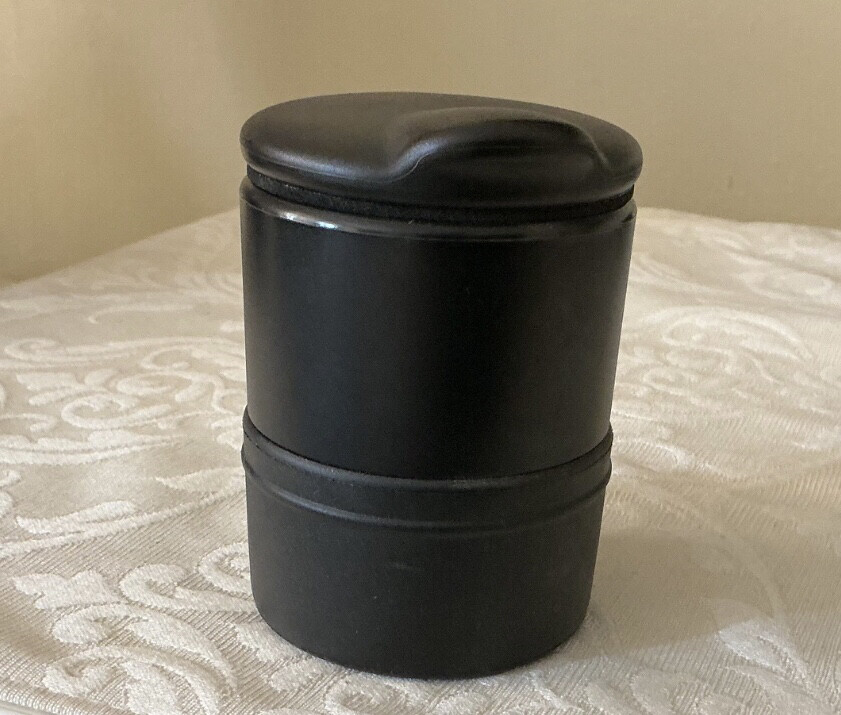 Ashtray for all cars - 1