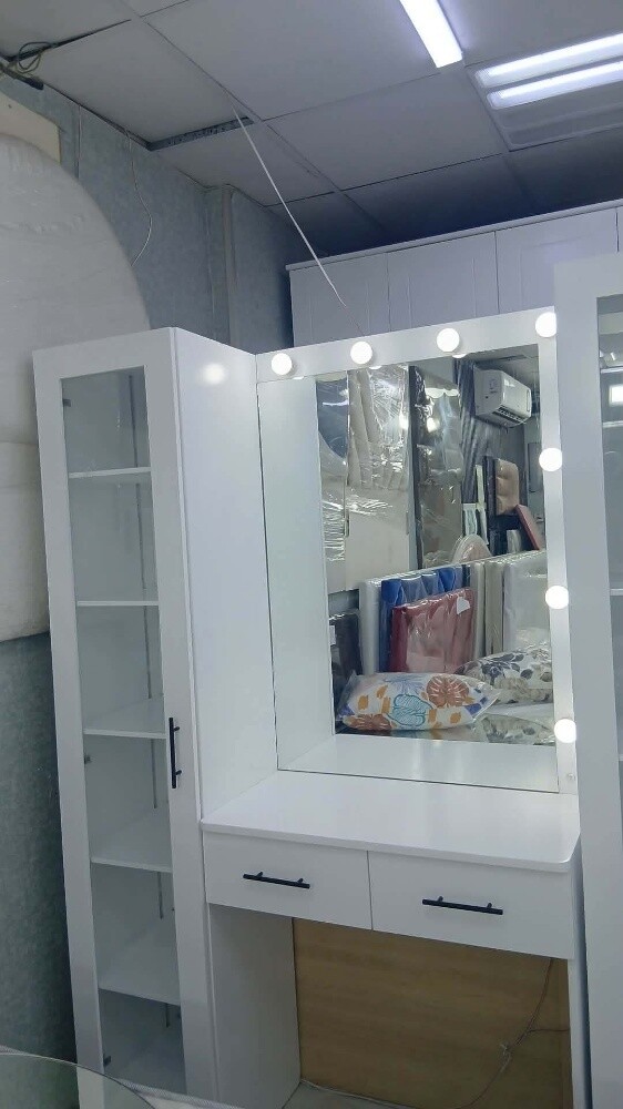 6door cabinet available - 18