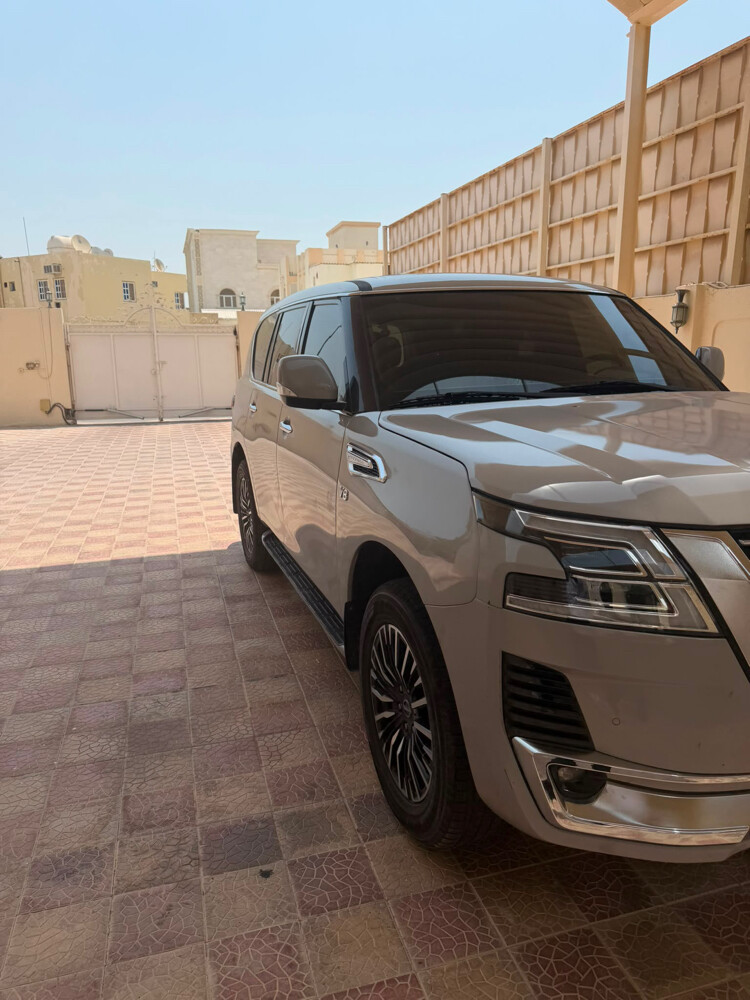نيسان - 4