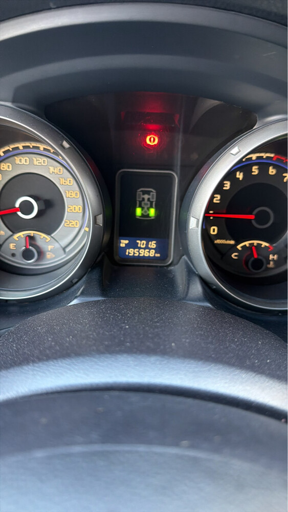 MITSUBISHI PAJERO 2009 - 6