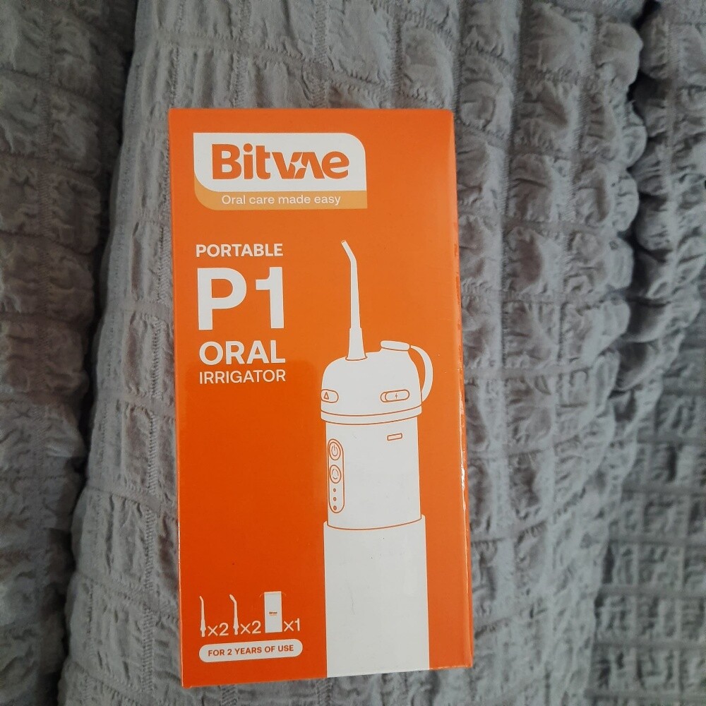 portable tooth flosser - 1