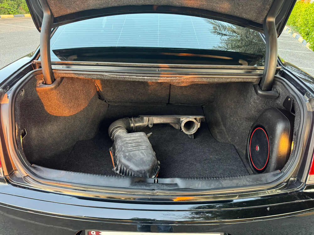 chrysler c300 - 16