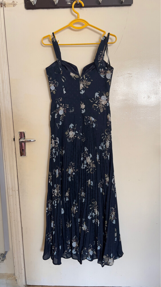 LUXURY DRESSES FOR SALE - 4
