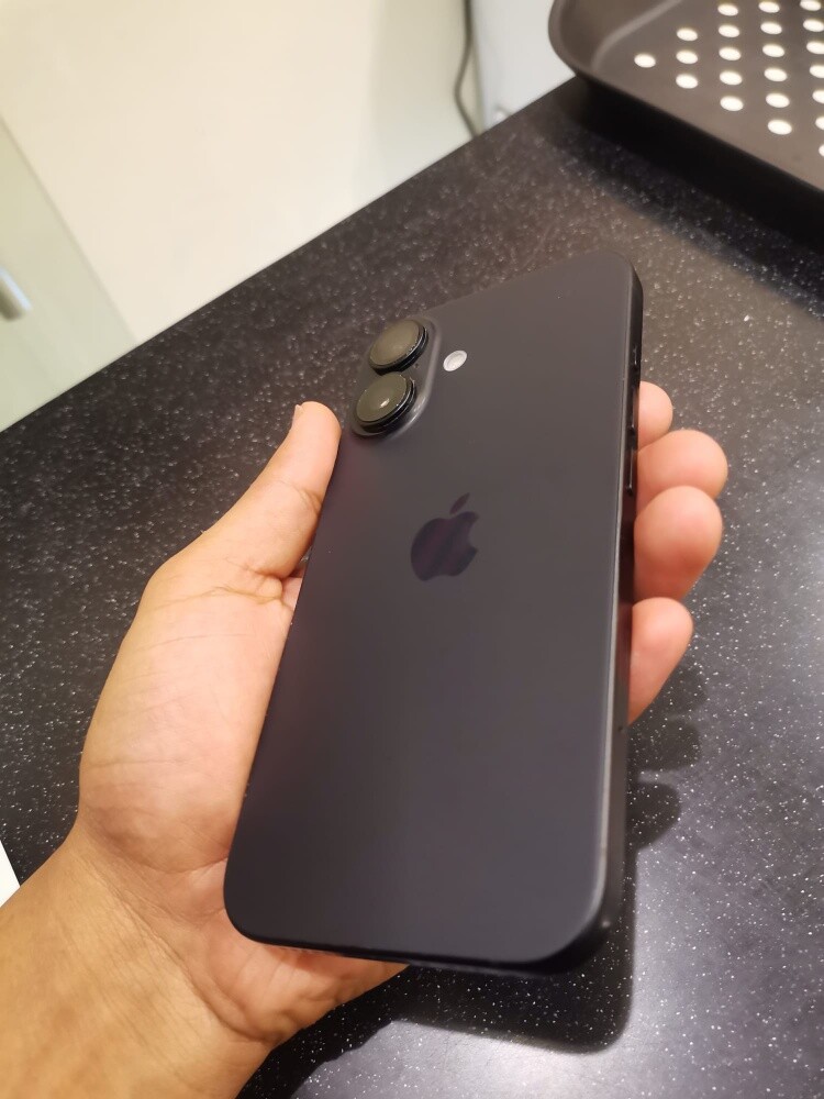 iphone 16 - 2